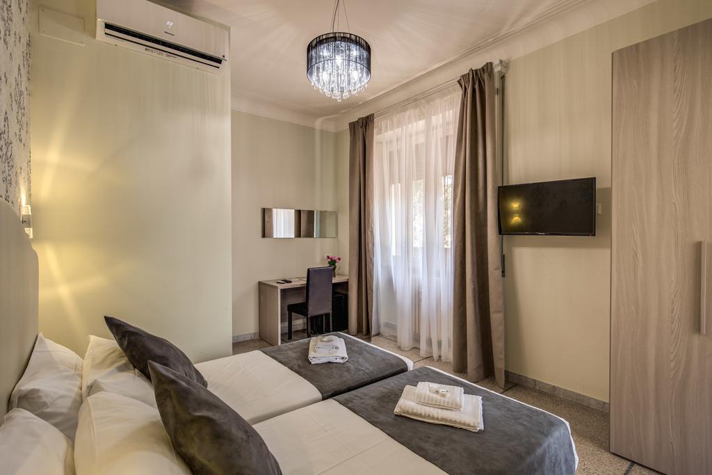 Roma 41 Hotel Kültér fotó